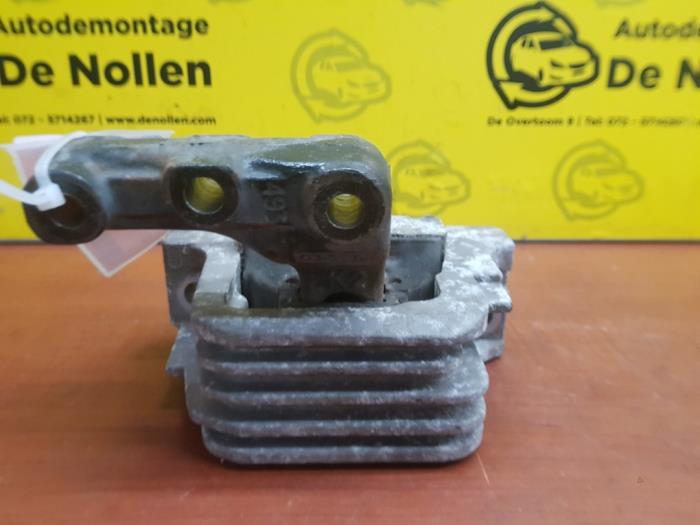 Usagé Support moteur Peugeot 207/207+ (WA/WC/WM) 1.4 HDi Prix € 35,00 Règlement à la marge proposé par autodemontage denollen