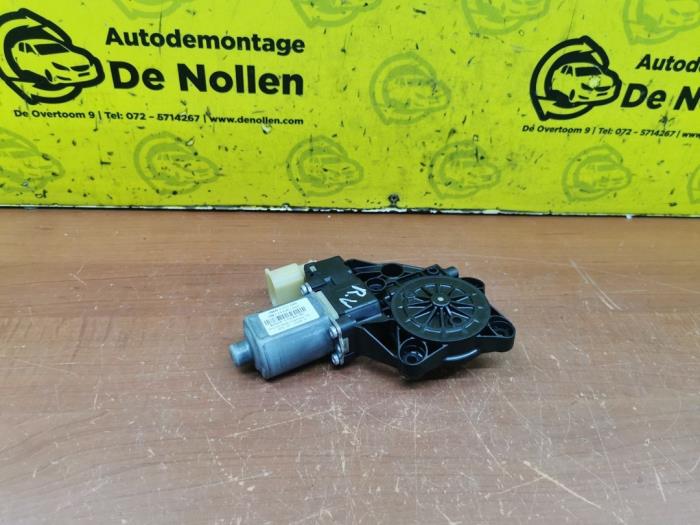 Usados Motor de ventanilla de puerta Mini Mini Open (R57) 1.6 Cooper D 16V Precio € 14,99 Norma de margen ofrecido por autodemontage denollen