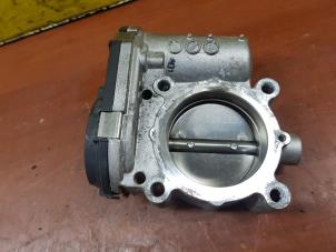 Used Throttle body Mercedes A (W176) 1.6 A-200 16V Price € 60,50 Inclusive VAT offered by de Nollen autorecycling