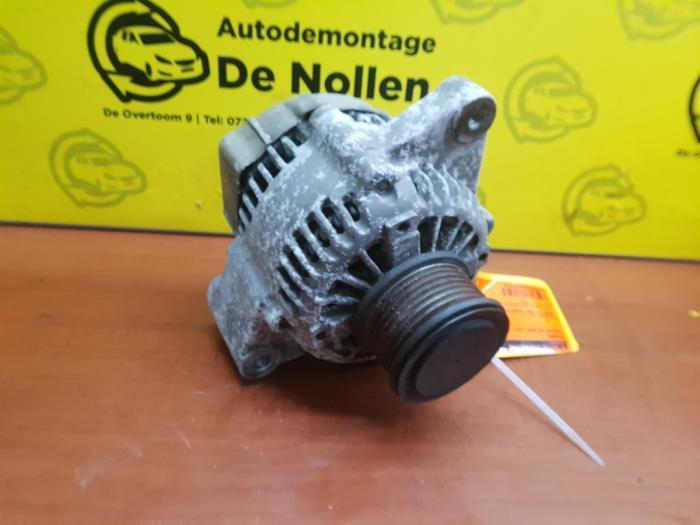 Begagnade Dynamo Toyota HiAce II 2.5 D4-D 117 Pris € 75,00 Marginaltabell erbjuds av autodemontage denollen