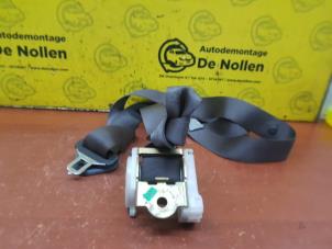 Used Rear seatbelt, right Landrover Range Rover II 4.6 V8 HSE Price on request offered by de Nollen autorecycling