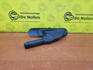 Used Parking brake lever cover Mini Mini (R56) 1.4 16V One Price € 20,00 Margin scheme offered by de Nollen autorecycling