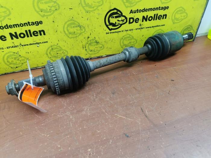 Front drive shaft, left from a Mazda 6 Sportbreak (GY19/89) 2.0i 16V 2002