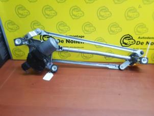 Begagnade Torkarmotor + mekanism Ford Mondeo IV 1.6 16V Pris € 50,00 Marginaltabell erbjuds av de Nollen autorecycling