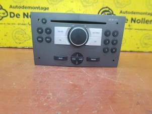 Used Radio CD player Opel Astra H SW (L35) 1.3 CDTI 16V Ecotec Price € 75,00 Margin scheme offered by de Nollen autorecycling