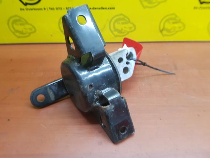 Used Engine mount Chevrolet Spark 1.2 16V Price € 45,00 Margin scheme offered by autodemontage denollen