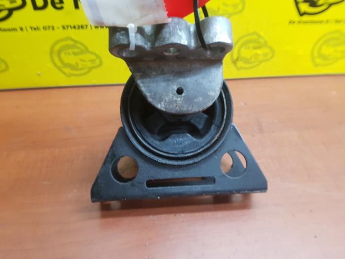 Used Engine mount Chevrolet Spark 1.2 16V Price € 30,00 Margin scheme offered by autodemontage denollen