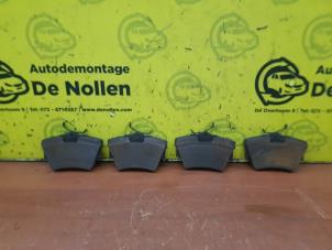 Usagé Plaquette de frein arrière Opel Vivaro 1.9 DTI 16V Prix € 30,00 Règlement à la marge proposé par de Nollen autorecycling