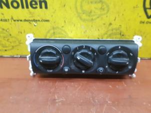 Used Heater control panel Mini Mini Cooper S (R53) 1.6 16V Price € 50,00 Margin scheme offered by de Nollen autorecycling