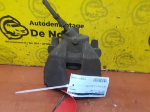 Used Front brake calliper, right Ford Focus C-Max 1.6 16V Price € 35,00 Margin scheme offered by de Nollen autorecycling