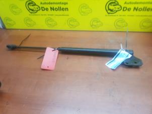 Used Set of tailgate gas struts Ford Focus C-Max 1.6 16V Price € 19,99 Margin scheme offered by de Nollen autorecycling