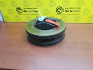 Used Brake disc + block front Audi A6 Avant (C5) 2.5 TDI V6 24V Price on request offered by de Nollen autorecycling