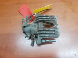 Used Rear brake calliper, left Opel Astra G (F08/48) 2.2 16V Price € 30,00 Margin scheme offered by de Nollen autorecycling
