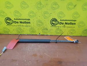 Gebrauchte Set Gasdämpfer Heckklappe Rover 45 1.6 16V Preis € 19,99 Margenregelung angeboten von de Nollen autorecycling
