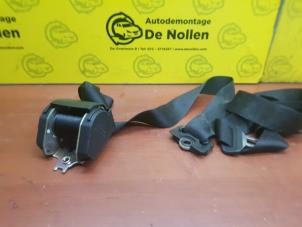 Used Front seatbelt, right BMW 5 serie Touring (E39) 525i 24V Price € 50,00 Margin scheme offered by de Nollen autorecycling