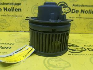 Used Heating and ventilation fan motor Seat Leon (1M1) 1.6 16V Price € 35,00 Margin scheme offered by de Nollen autorecycling
