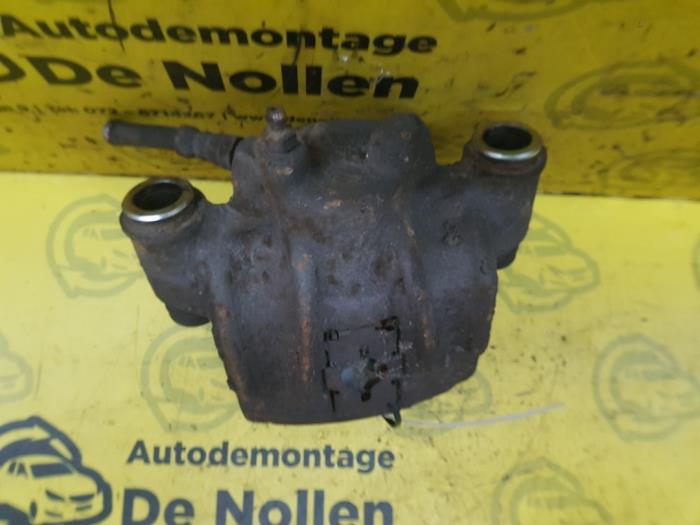 Rear brake calliper, right from a Peugeot Boxer (244) 2.8 HDi 127 2005