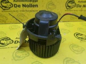 Used Heating and ventilation fan motor Mini Clubman (F54) 2.0 Cooper D 16V Price € 50,00 Margin scheme offered by de Nollen autorecycling