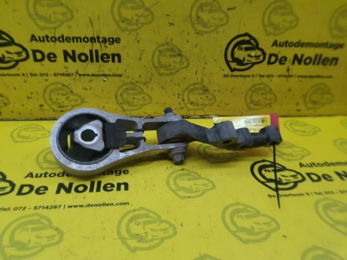 Used Engine mount Jeep Compass II (MP) 1.4 Multi Air2 16V Price € 48,40 Inclusive VAT offered by autodemontage denollen