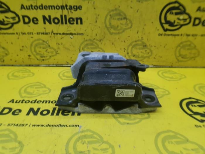 Used Engine mount Jeep Compass II (MP) 1.4 Multi Air2 16V Price € 60,50 Inclusive VAT offered by autodemontage denollen