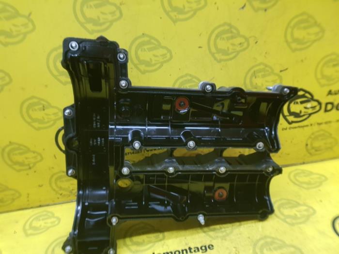 Gebrauchte Ventildeckel Ford Fiesta 6 (JA8) 1.0 EcoBoost 12V 100 Preis € 75,00 Margenregelung angeboten von autodemontage denollen