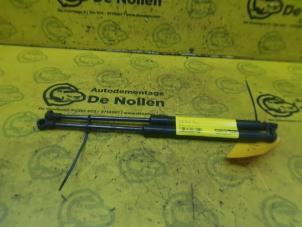 Used Set of bonnet gas struts BMW 1 serie (E87/87N) 116i 1.6 16V Price on request offered by de Nollen autorecycling