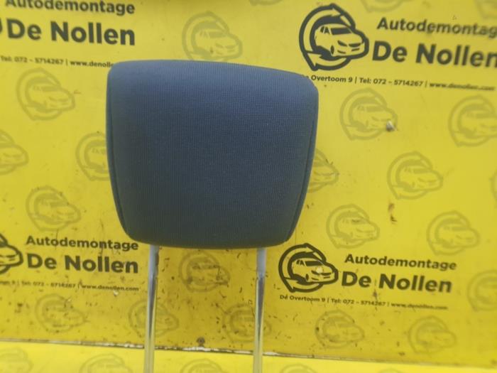 Używane Zaglówek Ford Ka II 1.2 Cena € 20,00 Procedura marży oferowane przez autodemontage denollen