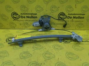Usados Mecanismo de ventanilla de 4 puertas derecha delante Nissan Primera (P11) 2.0 16V Precio € 30,00 Norma de margen ofrecido por de Nollen autorecycling
