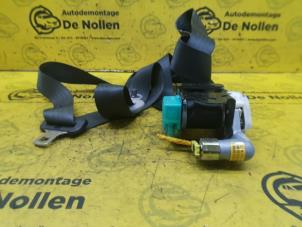 Used Front seatbelt, right Mazda 2 (NB/NC/ND/NE) 1.4 16V Price € 40,00 Margin scheme offered by de Nollen autorecycling