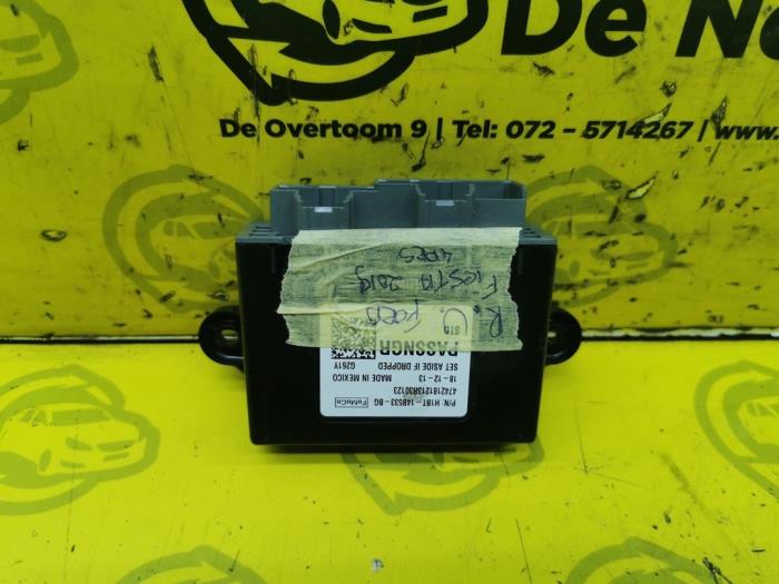 Używane Modul (rózne) Ford Fiesta 7 1.5 EcoBoost 12V ST Cena € 36,30 Z VAT oferowane przez autodemontage denollen