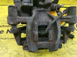 Used Rear brake calliper, right Mini Countryman (F60) 1.5 12V Cooper Price € 55,00 Margin scheme offered by de Nollen autorecycling