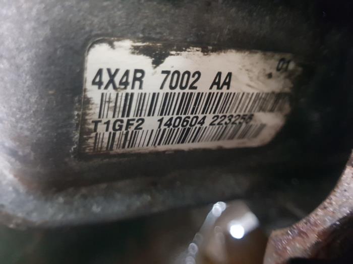 Getriebe van een Jaguar X-type 2.0 D 16V 2003