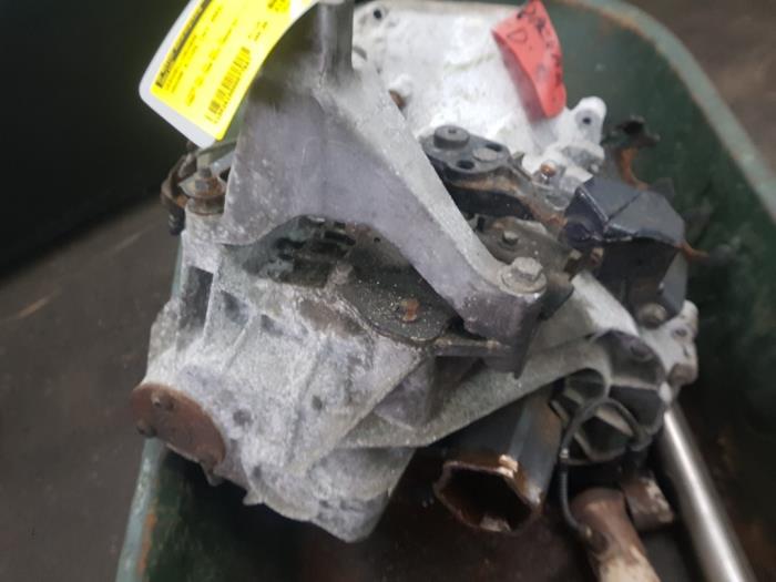 Usagé Boite de vitesses Jaguar X-type 2.0 D 16V Prix € 300,00 Règlement à la marge proposé par autodemontage denollen
