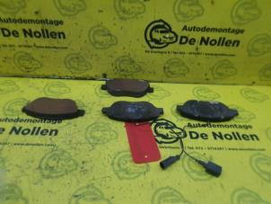 Used Front brake pad Fiat 500/595/695 1.4 T-Jet 16V Price on request offered by de Nollen autorecycling
