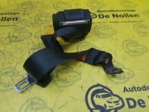 Used Rear seatbelt, right Volkswagen Golf III Cabrio Restyling (1E7) 1.8 Price € 35,00 Margin scheme offered by de Nollen autorecycling