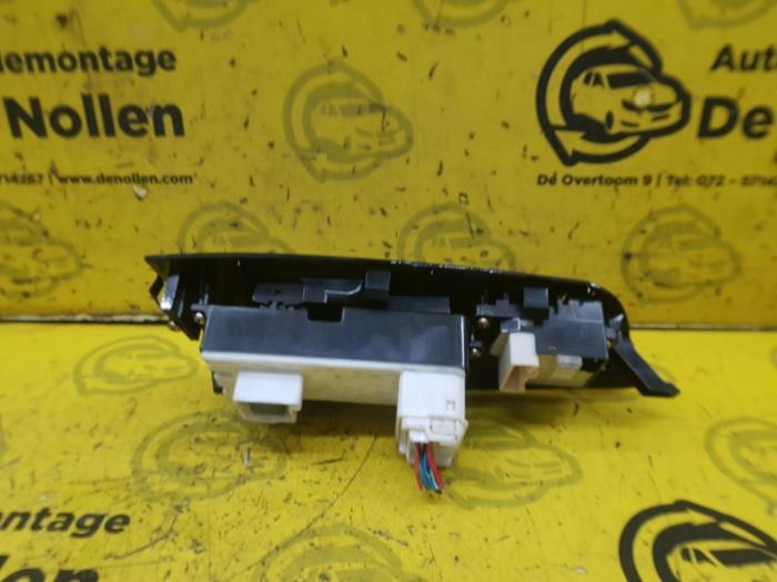 Usados Interruptor de ventanilla eléctrica Mazda RX-8 (SE17) 1.3 Renesis HP Precio de solicitud ofrecido por autodemontage denollen