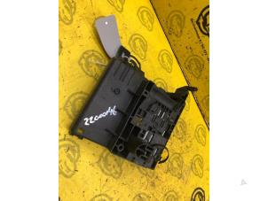 Used Battery box Ford Fiesta 7 1.0 EcoBoost 12V Price € 40,00 Margin scheme offered by de Nollen autorecycling