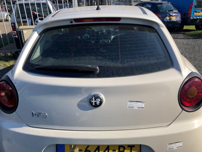 Begagnade Baklucka Alfa Romeo MiTo (955) 1.4 TB 16V Pris på förfrågan erbjuds av autodemontage denollen