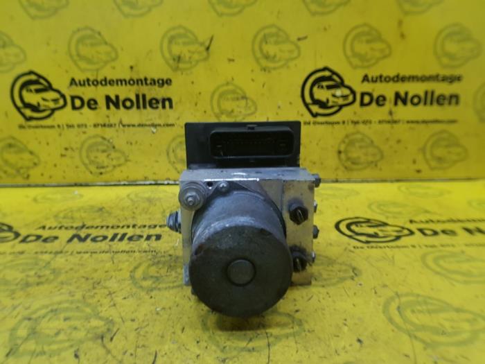 Gebrauchte ABS Pumpe Citroen C5 III Berline (RD) 2.2 HDiF 16V 163 DPFS Preis € 53,00 Margenregelung angeboten von autodemontage denollen