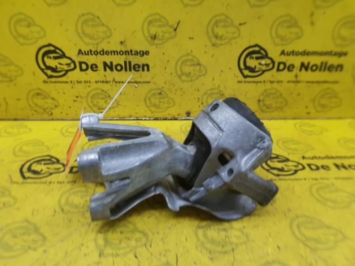 Used Engine mount Audi SQ5 (8RB) 3.0 TDI V6 24V Price € 75,00 Margin scheme offered by autodemontage denollen