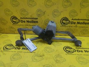 Used Wiper motor + mechanism Peugeot 206+ (2L/M) 1.4 HDi Price € 75,00 Margin scheme offered by de Nollen autorecycling