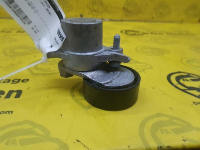 Usados Rodillo tensor correa múltiple Seat Ibiza IV (6J5) 1.0 EcoTSI 12V Precio € 30,00 Norma de margen ofrecido por autodemontage denollen