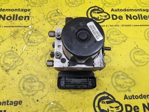 Used ABS pump Jaguar S-type (X200) 2.7 TD 24V Euro IV Price on request offered by de Nollen autorecycling