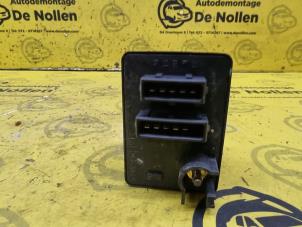 Used Glow plug relay Fiat 500 (312) 1.3 MJTD 16V Price on request offered by de Nollen autorecycling