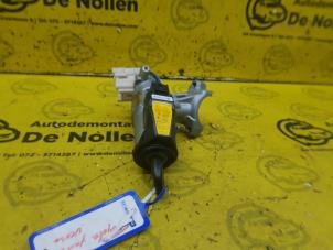 Used Ignition lock + key Toyota Yaris Verso (P2) 1.3 16V Price € 50,00 Margin scheme offered by de Nollen autorecycling
