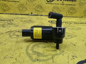 Used Windscreen washer pump Ford Ka+ 1.2 Ti-VCT Price € 30,00 Margin scheme offered by de Nollen autorecycling