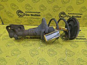 Used Front shock absorber, right Honda Civic (EP/EU) 1.4 16V Price € 29,99 Margin scheme offered by de Nollen autorecycling