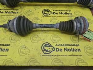 Usagé Arbre de transmission avant gauche Volkswagen Polo V (6R) 1.4 GTI 16V Prix € 75,00 Règlement à la marge proposé par de Nollen autorecycling