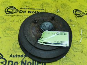 Używane Lozysko kola tyl Ford Fiesta 5 (JD/JH) 1.3 Cena € 35,00 Procedura marży oferowane przez de Nollen autorecycling