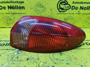 Usados Luz trasera derecha Alfa Romeo 147 (937) 1.6 Twin Spark 16V Precio € 29,99 Norma de margen ofrecido por de Nollen autorecycling